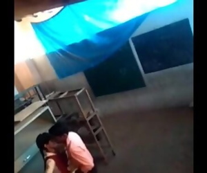 भारतीय देसी लड़की भाड़ में जाओ :द्वारा: शिक्षक छिपा कैम