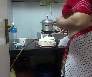 â¶ Leena Bhabhi Hot Navel Housewife 1 - 21 sec